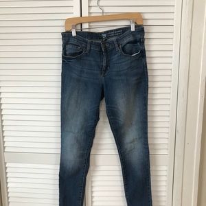 Gap Medium Wash Skinny Jeans